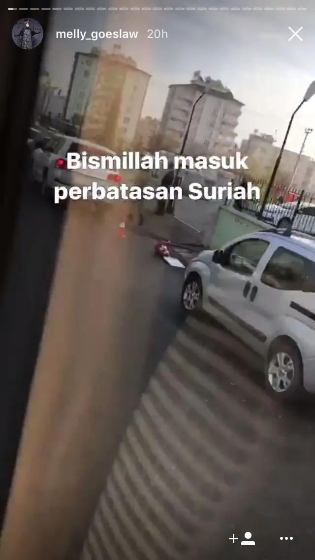 Potret Perjalanan Melly Goeslaw ke Suriah, Penuh Haru dan Syukur Setelah Melihat Kehidupan di Sana 12