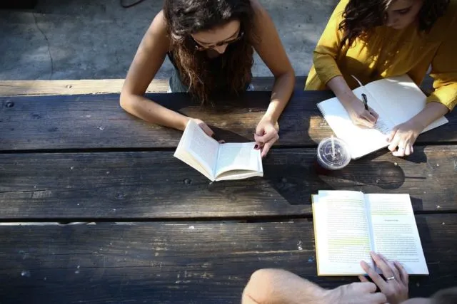 6 Keistimewaan Kamu yang Kerja Freelance, yang Seringnya Dianggap Pengangguran 11