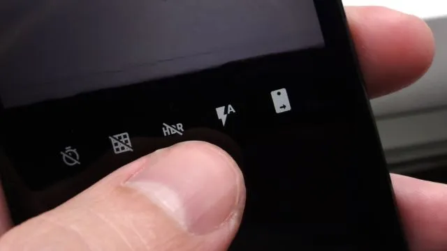 Nggak Perlu Pakai Kamera DSLR, Begini 5 Trik Memotret Kembang Api Menggunakan Kamera HP. Tetap Apik! 9