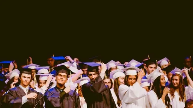 7 Keistimewaan Guru Honorer, Pahlawan Tanpa Tanda Jasa yang (Mau Tak Mau) Harus Kuat Bertahan 14