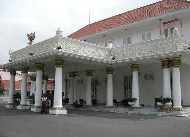 8 Tempat Angker di Surabaya yang Cocok Buat Wisata Uji Nyali. Apakah Kamu Berani? 14