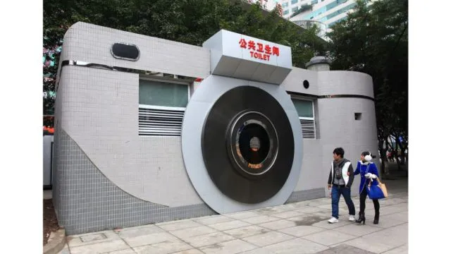 Bukan Revolusi Politik atau Ekonomi, Presiden Cina Justru Sedang Sibuk Tangani Revolusi Toilet 15