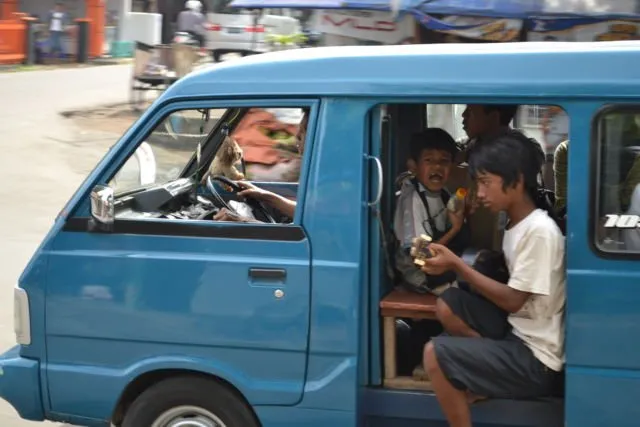 Bangku Angkot Bakal Dirombak dan Hadap Depan Semua. Jadi Makin Nyaman atau Justru Sulit Dibayangkan? 6