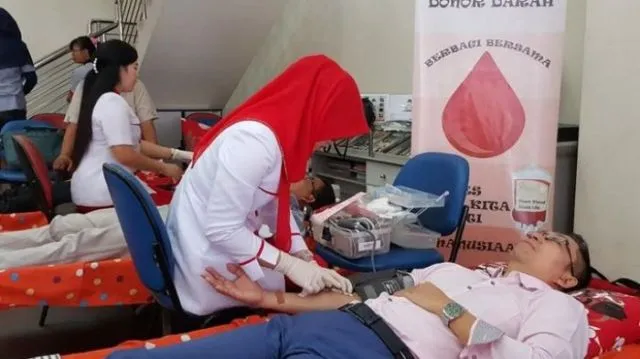 Yang Masih Takut Donor Darah, Simak Deh Cerita Ini! Ada Penghargaan Khusus Bagi yang Dermawan Darah 8