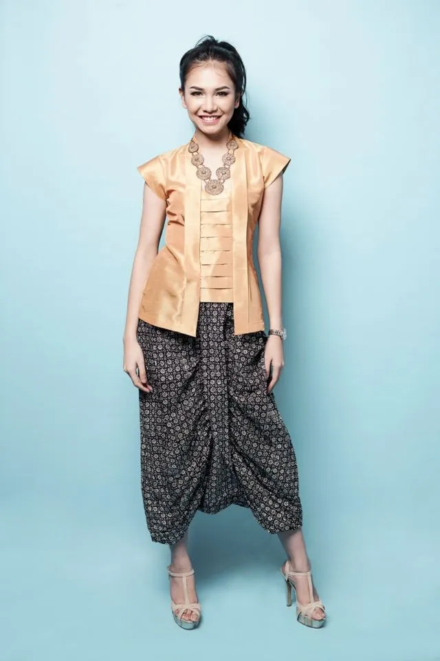 13+ Model Baju Pesta Setelan Celana Panjang 15