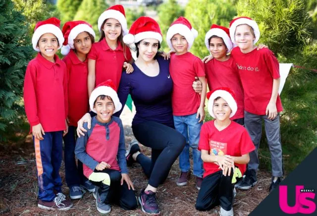 Sempat Viral Sejak Hamil 8 Anak Kembar, Kini 'Octomom' Ini Telah Berdamai dengan Kehidupannya 10