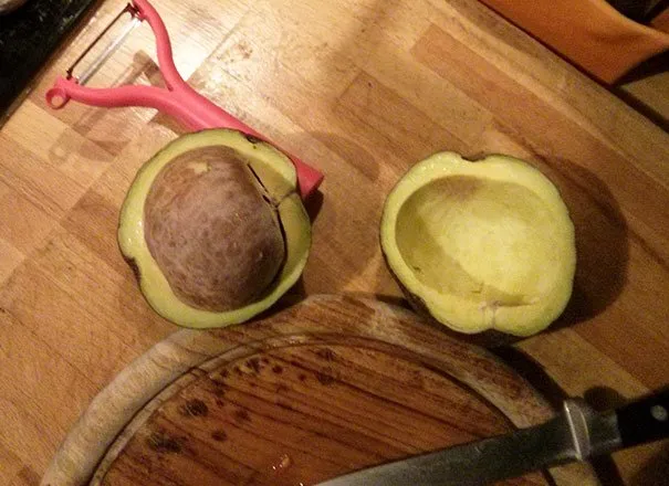 Kalau Kamu Pengen Paham Definisi dari 'Sakit Tapi Tak Berdarah', 15 Makanan PHP Inilah Jawabannya 18