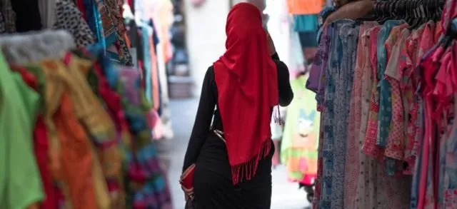 6 Dukungan Berarti Teruntuk Cewekmu yang Akhirnya Memutuskan Berhijab 11