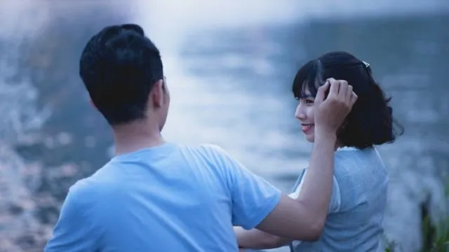 6 Kebawelan Cowokmu ini Bukti, Dia Akan Jadi Pasanganmu Hingga di Masa Depan Nanti 12