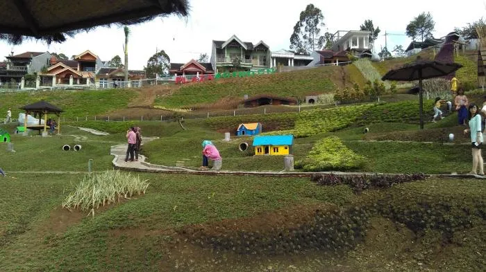 Taman Kelinci Malang, Destinasi Kekinian yang Hits Bagaikan Negeri Dongeng! 7