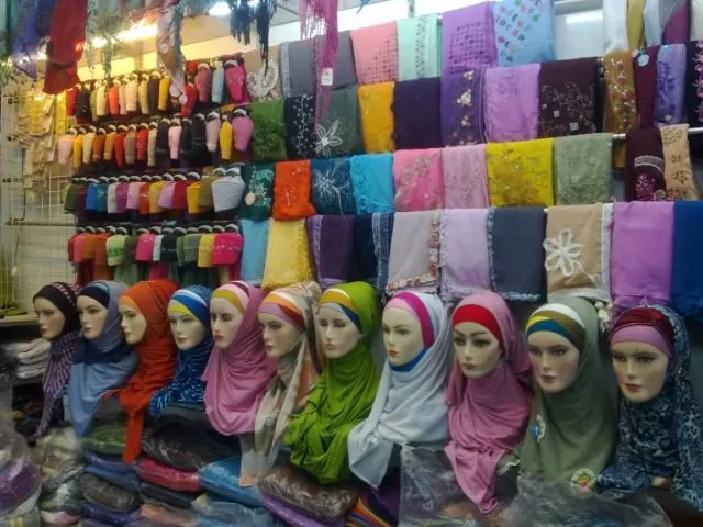 Daripada Garing, Cobalah Ngobrol dengan 9+ Topik Ini Saat Lagi Pijat. Biar Nggak Diem-Dieman Gitu! 18