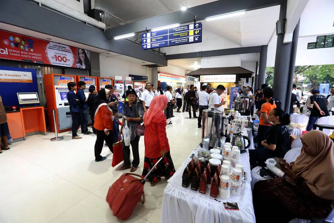 KAI Bagi-bagi 50 Ribu Cangkir Kopi Gratis Buat Penumpang. Kamu Perlu Tahu Alasannya 6