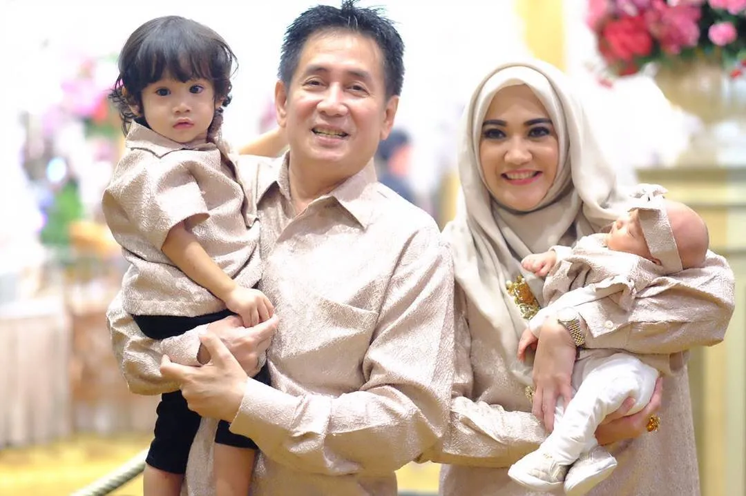 Mengenang Sys NS Selama Karier Hayatnya. Mulai dari Panggung Hiburan Hingga Politik yang Pelik 8