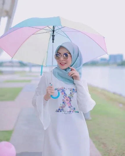 Inspirasi Style Hijab Nuansa Pastel Ala Hijaber Cantik Asal Korea, Ayana Jihye Moon. Manisnya Keterlaluan! 17