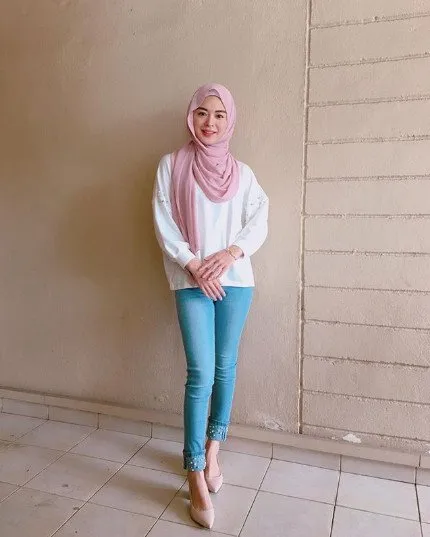 Inspirasi Style Hijab Nuansa Pastel Ala Hijaber Cantik Asal Korea, Ayana Jihye Moon. Manisnya Keterlaluan! 22