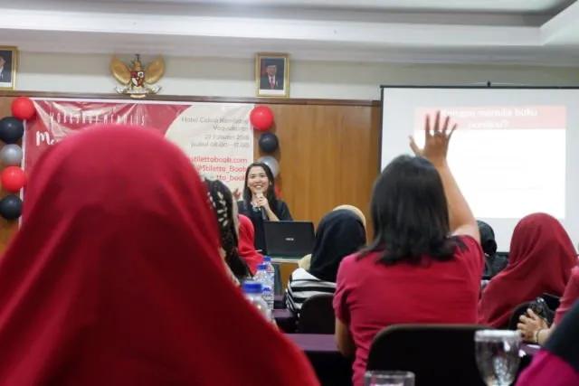 Menerbitkan Tulisanmu Menjadi Buku Itu Nggak Sulit. Ini Buktinya! #MenulisNonfiksiItuAsyik 2