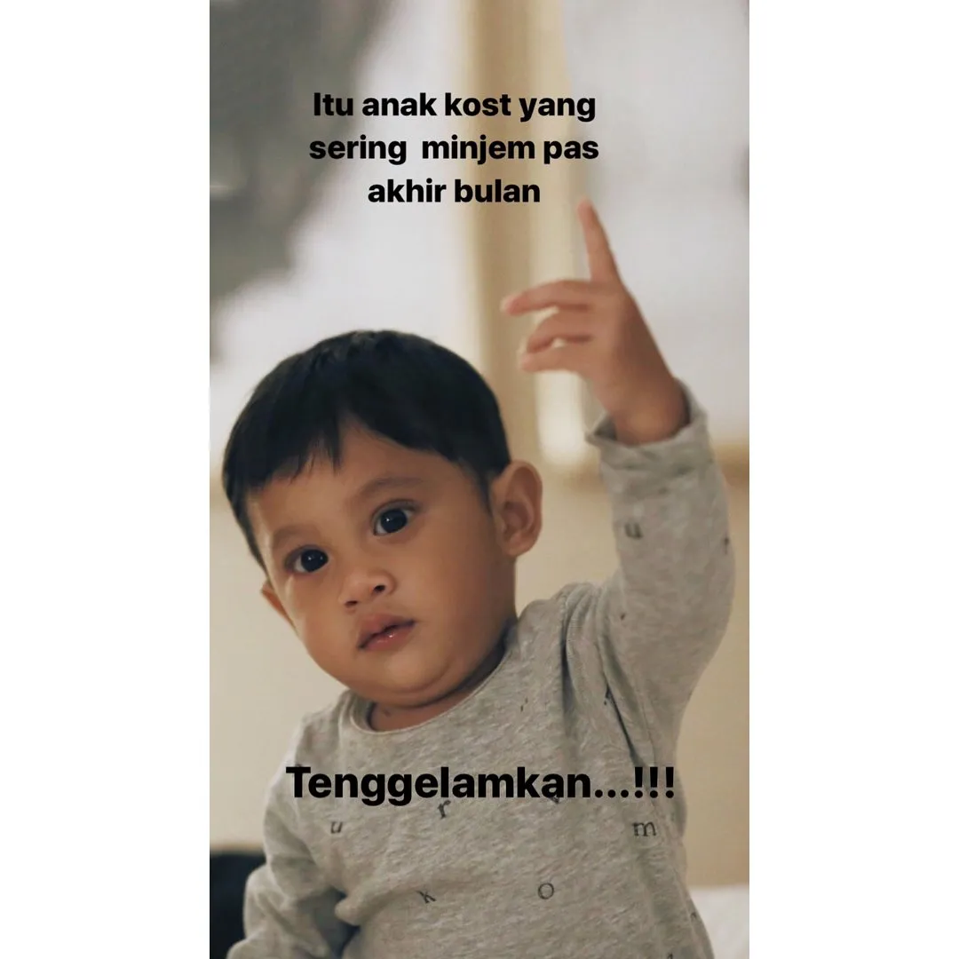 Kocak Abis, Kado Ulang Tahun Kawa 'Cuma' Diramaikan oleh Meme Buatan Warganet. Ekspresinya, GMZ BGT! 28