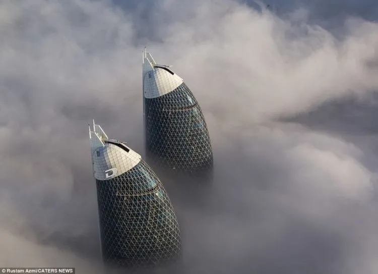 10 Foto 'Kota di Atas Awan' Dubai Ini Sangat Menakjubkan. Jadi Mupeng Liburan ke Sana! 19