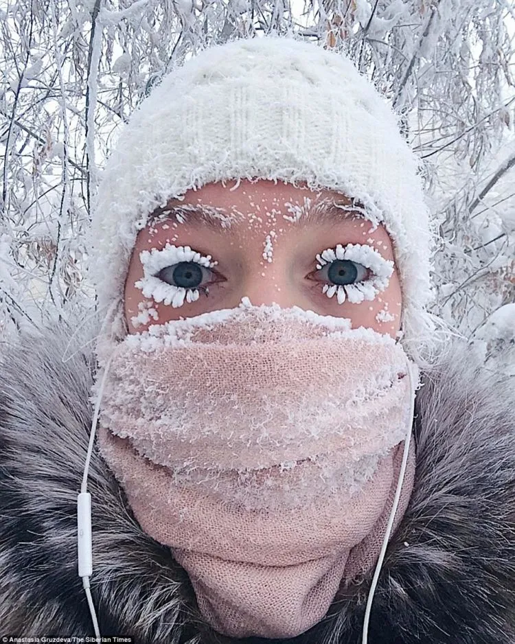 Desa Paling Dingin di Dunia Ini Suhunya Mencapai -67 Derajat Celcius. Kok Betah ya Tinggal di Sana? 5