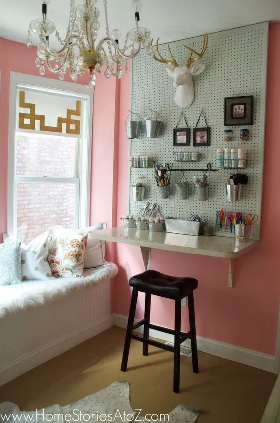 11 Meja Rias Minimalis Aesthetic untuk Kamar Sempit 20 meja rias minimalis
