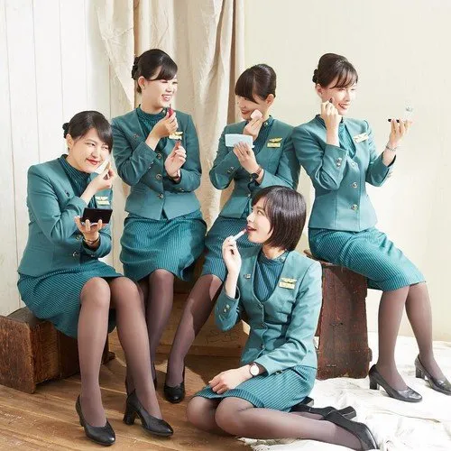 Pramugari Eva Air Emang Cantik Kaya Girlband Korea. Yuk Intip Foto-Fotonya yang Bikin Meleleh! 10