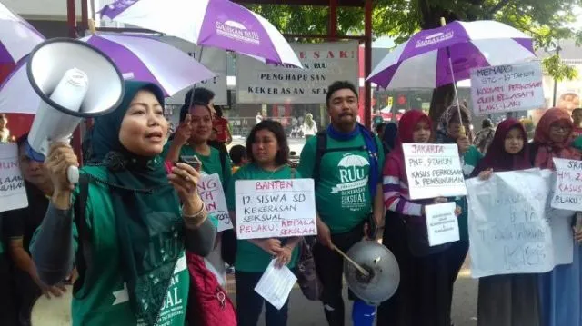 Hukuman Kebiri Tinggal Selangkah Lagi Bakal Diberlakukan di Indonesia. Katanya Bakal Lewat Suntikan 10