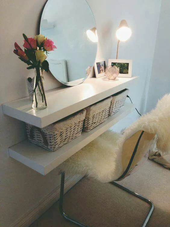 11 Meja Rias Minimalis Aesthetic untuk Kamar Sempit 12 meja rias minimalis
