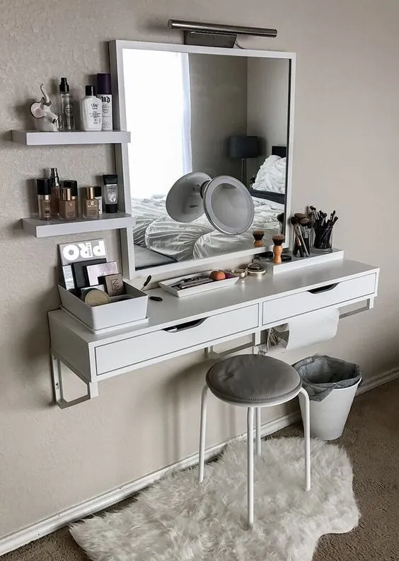 11 Meja Rias Minimalis Aesthetic untuk Kamar Sempit 13 meja rias minimalis