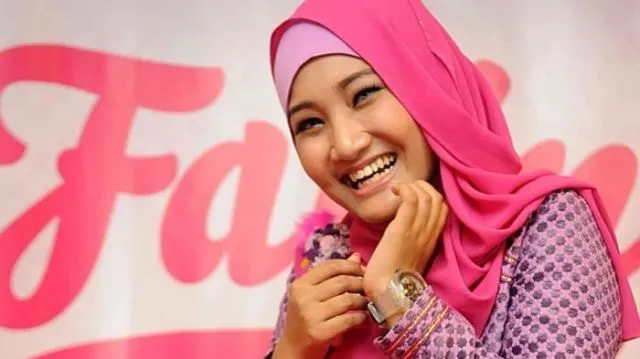 Punya Tubuh Mungil Tak Berarti Minim Prestasi. Lihat Dulu 10 Artis dengan Segudang Pencapaian Ini 16