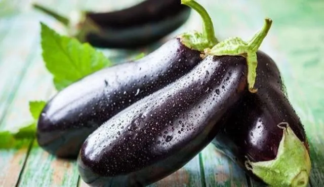 Meski Diet Raw Food Sedang Marak, 7+ Jenis Makanan Ini Tetap Tak Boleh Kamu Makan Mentah-mentah Lho Ya! 12