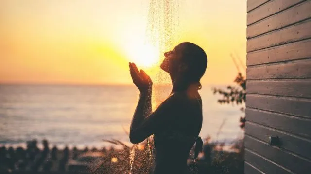Mandi Itu Sebenarnya Nggak Mesti Dua Kali Sehari, Ini 10+ Fakta Soal Mandi yang Harus Kamu Tahu 14