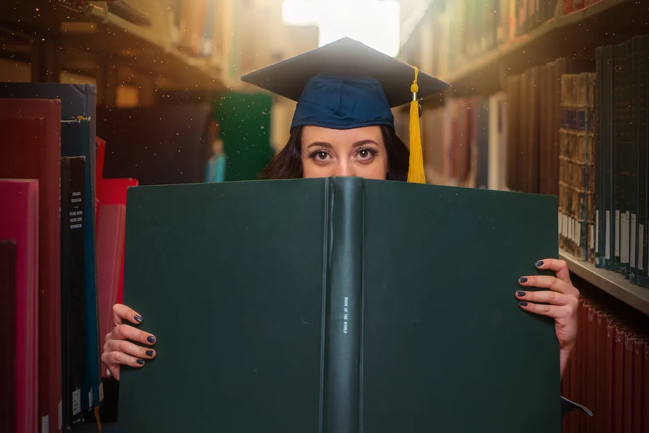 10+ Alasan Kita Harus Pakai Toga Saat Wisuda. Filosofinya Keren, yang Udah Lulus Mestinya Tahu 20