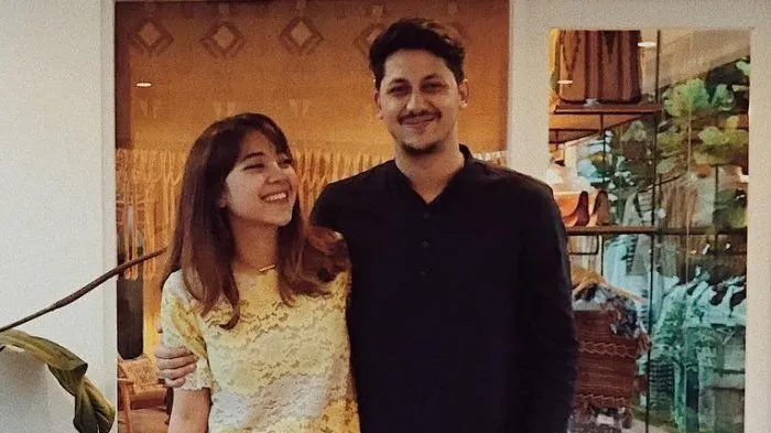 Kisah Cinta Keenan-Ghyan, Mulai dari Hapus Foto di IG Hingga Resepsi Tertutup yang Sederhana 6