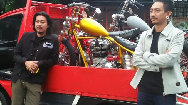Jokowi Beli Motor Chopper Kece Warna Kuning. Saatnya Indonesia Guncang Dunia Lewat Kreasinya Nih~ 6