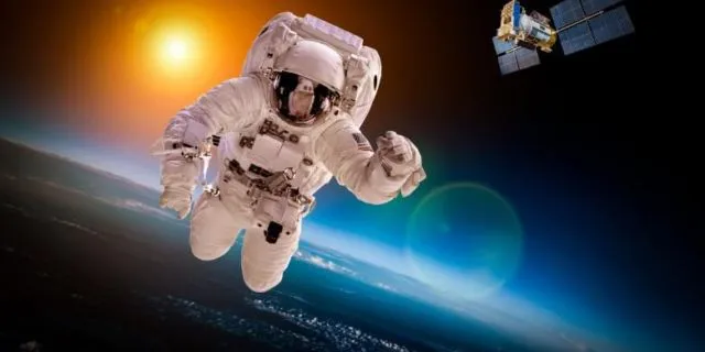 Jangan Nekat ke Luar Angkasa Tanpa Baju Astronot Kalau Nggak Mau Alami 6+ Hal Mengerikan Ini 9
