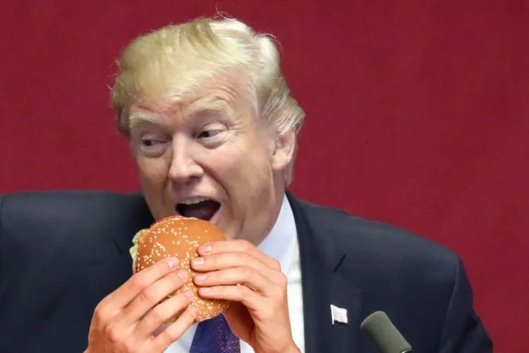 Suka Makan Junk Food dan Kerja 5 Jam Sehari Terungkap Sebagai Kebiasaan Trump. Presiden Kok Gitu? 8