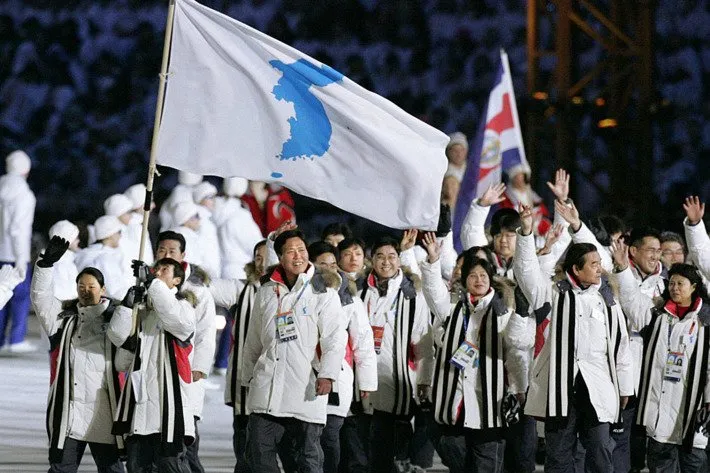 10+ Potret Partisipasi Korea Utara di Olimpiade 2018. Dari Tim Cheerleading Hingga Duet dengan SNSD 15