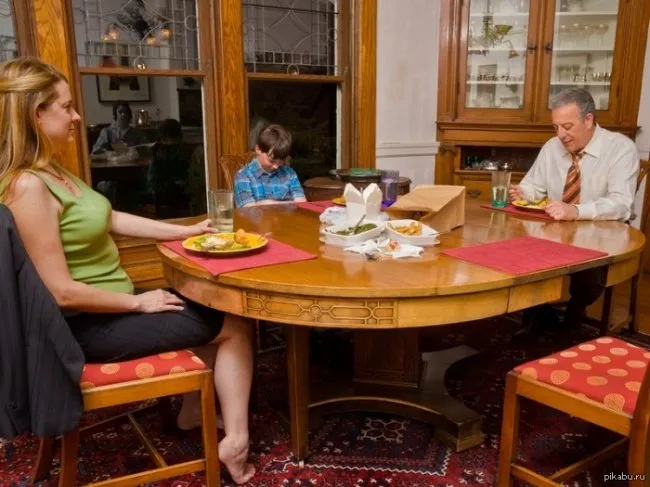 10 Foto Horor yang Bikin Parno di Rumah Sendirian. Kamu Pernah Ngalamin Kaya Begini Nggak? 13