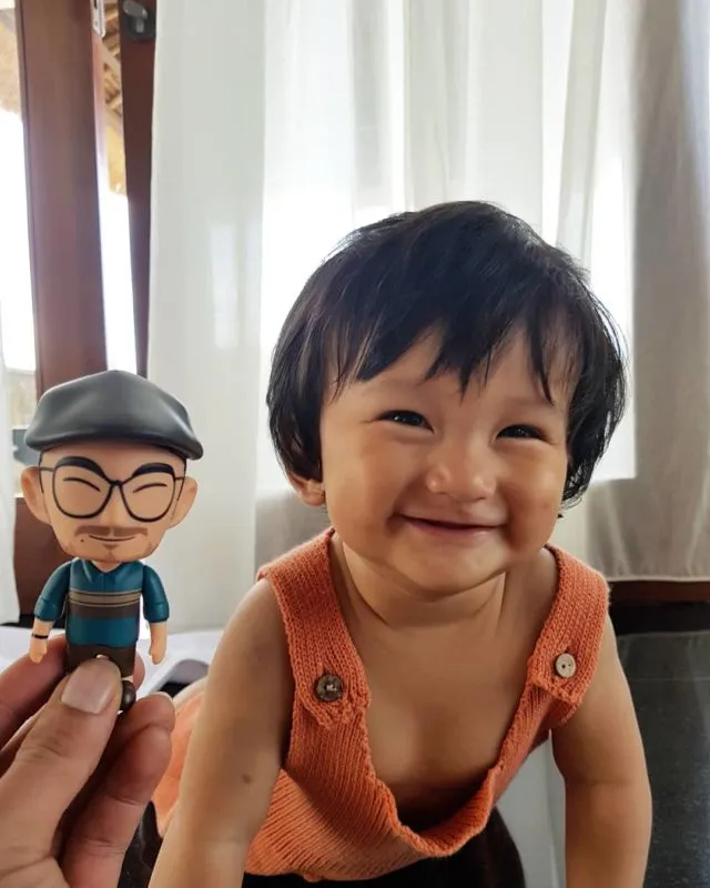 Sudah Ngebet Momong Bayi? Simak Dulu Deretan Anak Selebritas yang Lucunya Kebangetan Ini, Yuk! 14