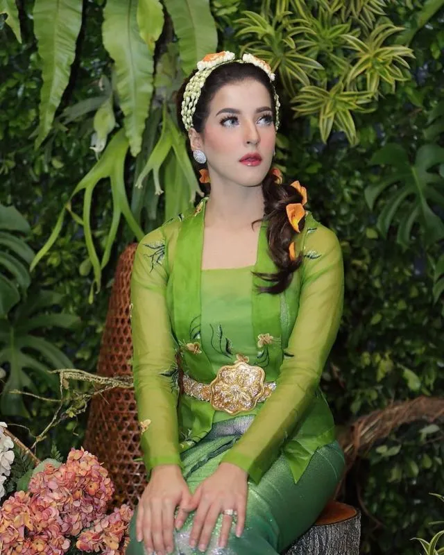 Parade Pesta Akbar Tasya Farasya Jelang Menikah, Keturunan Arab Tapi Mengusung Tema Lintas Adat 16