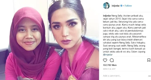 10+ Potret Bukti Para Artis Juga Dekat dengan ART-nya. Nggak Cuma Sibuk di Layar Kaca Doang! 15