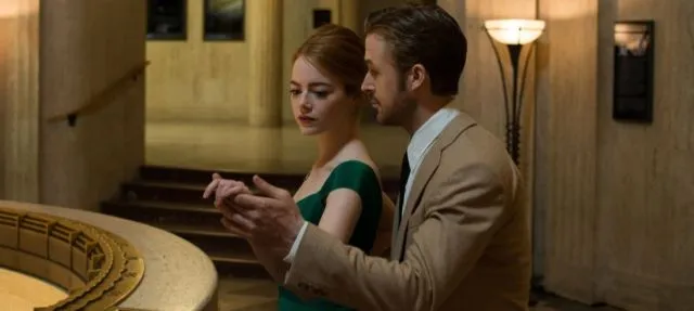 10 Pasangan Artis dalam Film Ini Sukses Bikin Baper Penggemarnya. Tenang, Itu Cuma Tuntutan Peran kok 13