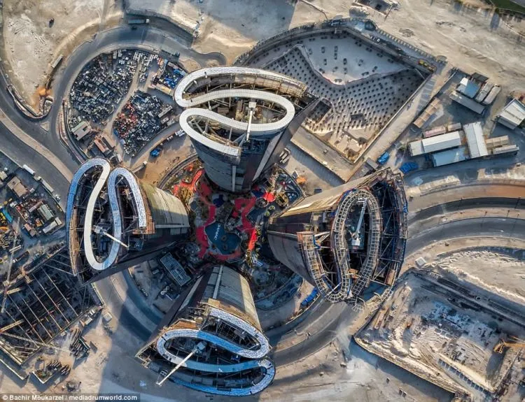 12 Foto Drone di Dubai yang Begitu Memesona. Begini Tampilan Kota Mewah Ini dari Udara! 13