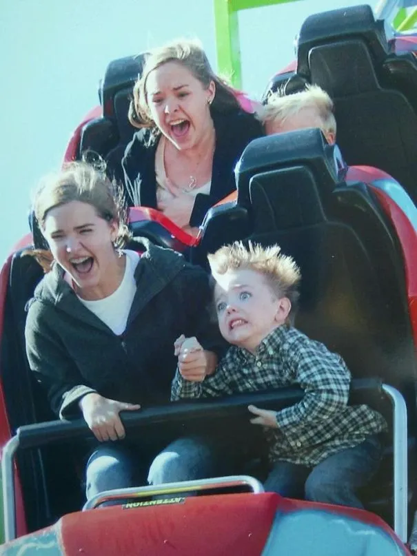 10 Foto Ekspresi Penumpang Roller Coaster Ini Bikin Ketawa Ngakak. Kocak Banget Sih Ini 18