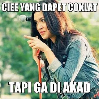 Cara Menertawakan Diri Sendiri di Hari Valentine Lewat 17+ Meme Kocak Ini. Udah Kesindir Belum Nih? 37