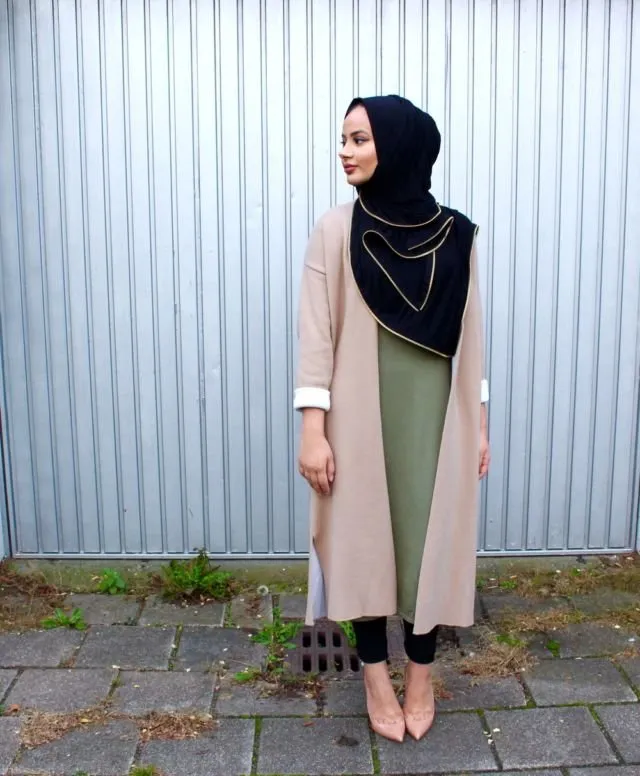 Asal Tahu Caranya, 15 Padu Padan dengan Coat Ini Bikin Tampilan Kece dan Hangat di Musim Hujan 18