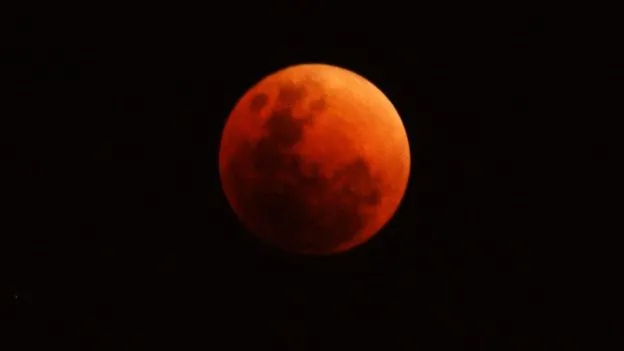 12+ Foto Super Blue Blood Moon yang Menakjubkan dari Seluruh Dunia! Nyesel yang Lewatin Begitu Aja 25
