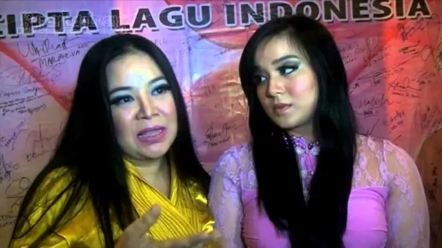 7+ Drama Pertikaian Ibu dan Anak dari Dunia Seleb yang Bikin Heboh. Mudah-Mudahan Bisa Jadi Pelajaran, Ya! 9