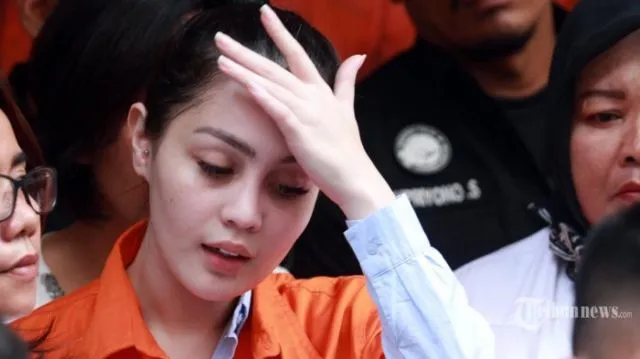 8 Pesohor yang Selalu Eksis di Layar Kaca Ini, Sebenarnya Mereka Fokus di Bidang Apa sih? 14