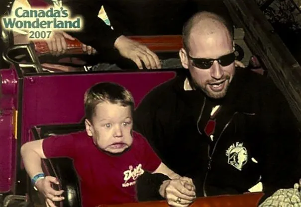 10 Foto Ekspresi Penumpang Roller Coaster Ini Bikin Ketawa Ngakak. Kocak Banget Sih Ini 17
